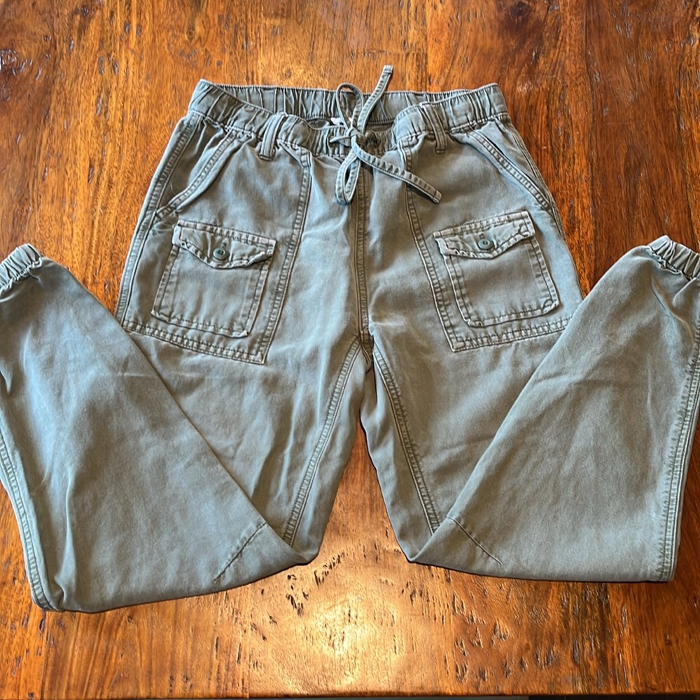 Aerie Women’s Jogger Style Cargo Pants - Size XS